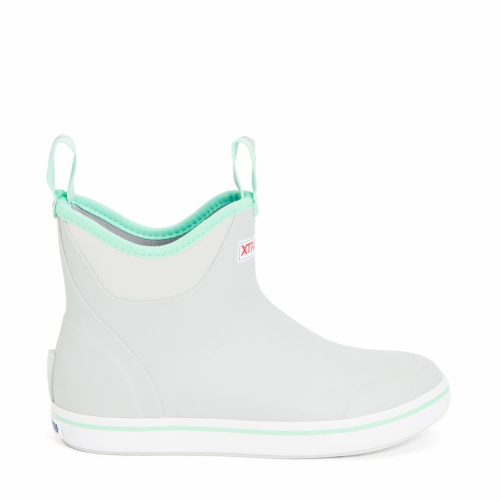 Xtratuf WOMENS 6 ANKLE DECK BOOT GREY