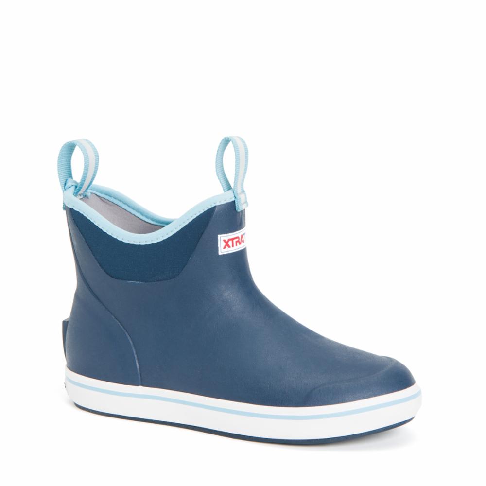 Xtratuf WOMENS 6 ANKLE DECK BOOT NAVY